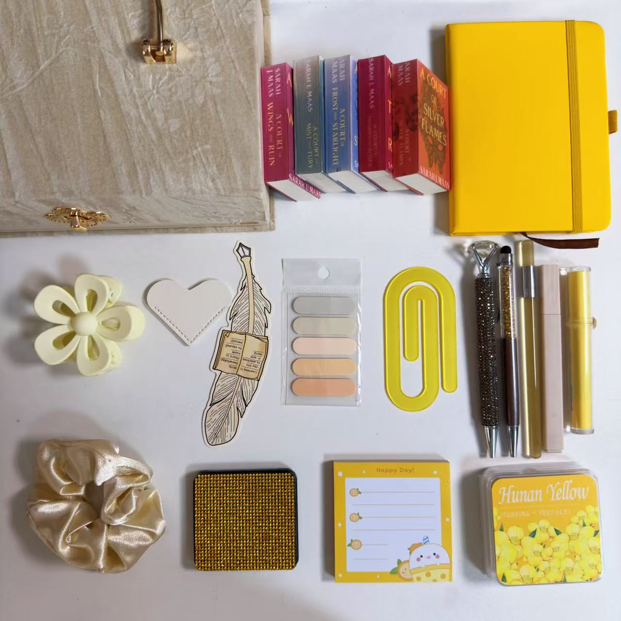 Your Golden Court 💛✨ Bookish Bundle
