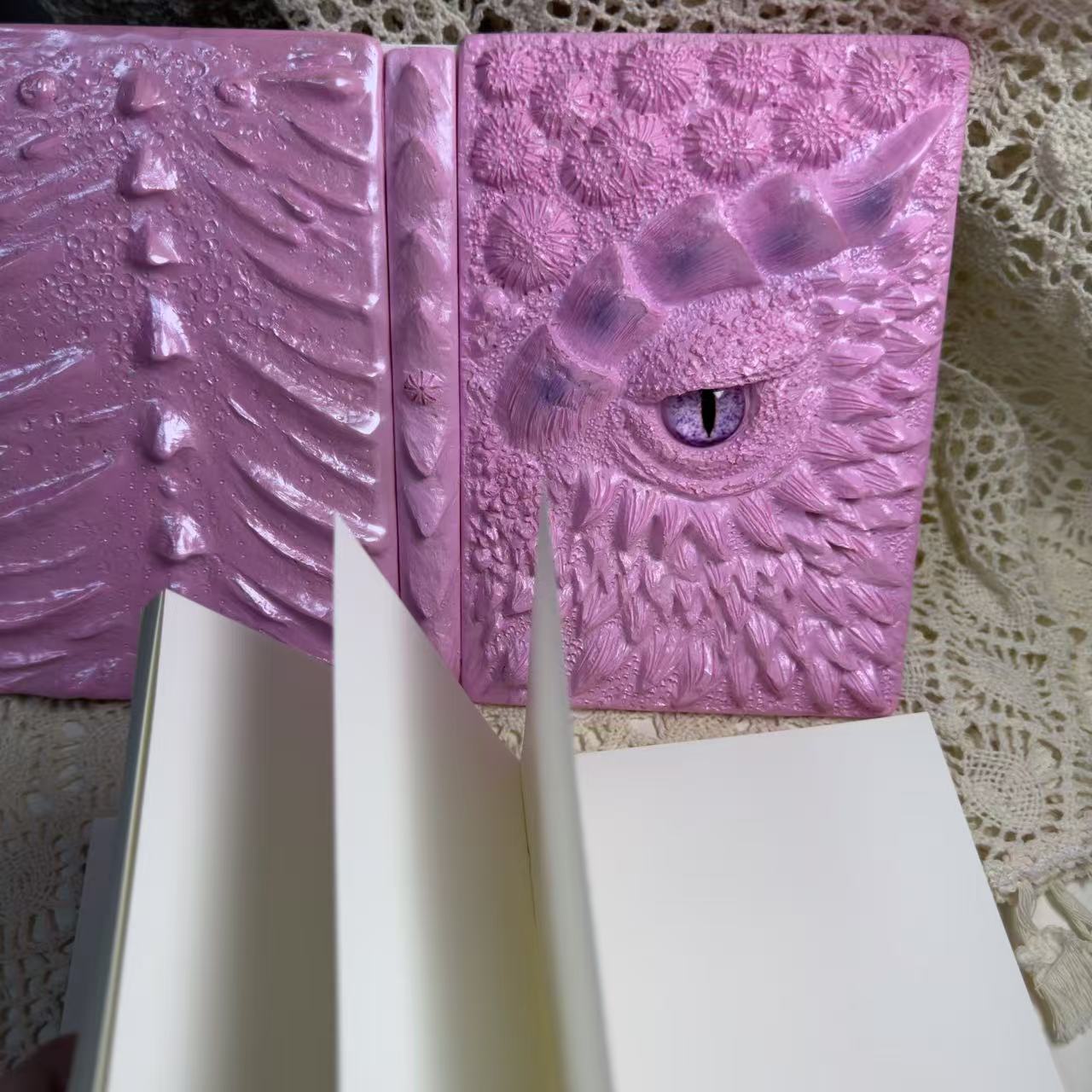 DRAGON NOTEBOOK