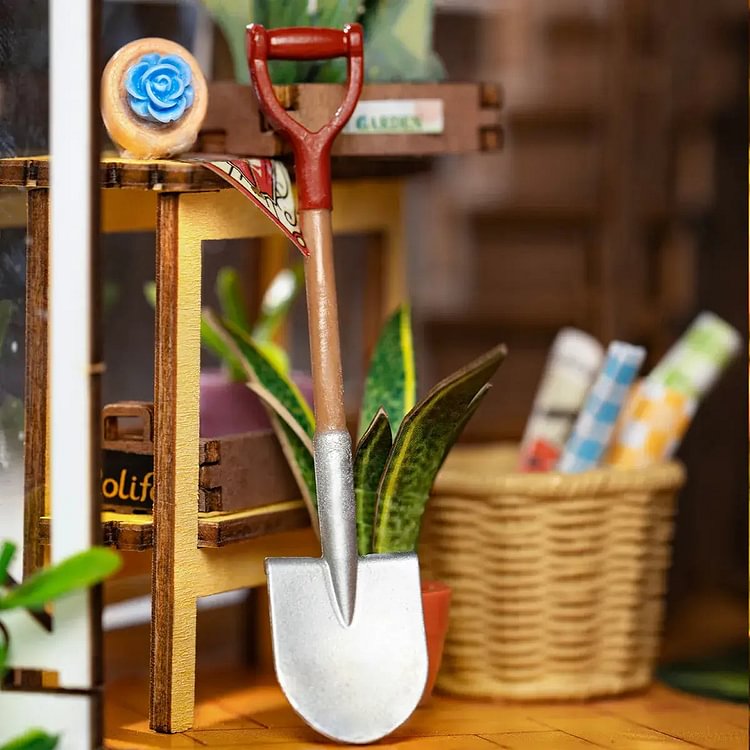 DIY Book Nook- Garden House